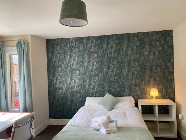 Berks Luxury Serviced Apartments,5 Bedrooms, 5 Double Beds, 2 Bathrooms, Free Super Fast Wifi & Parking Earley Luaran gambar